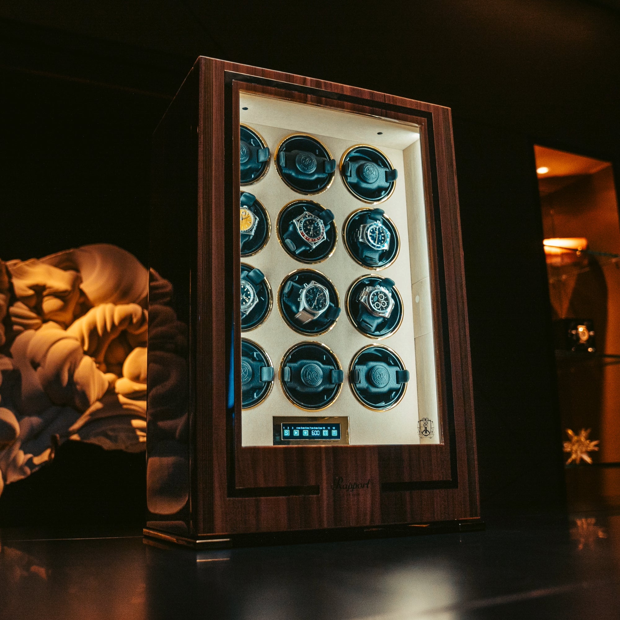 Paramount Twelve Watch Winder - Walnut