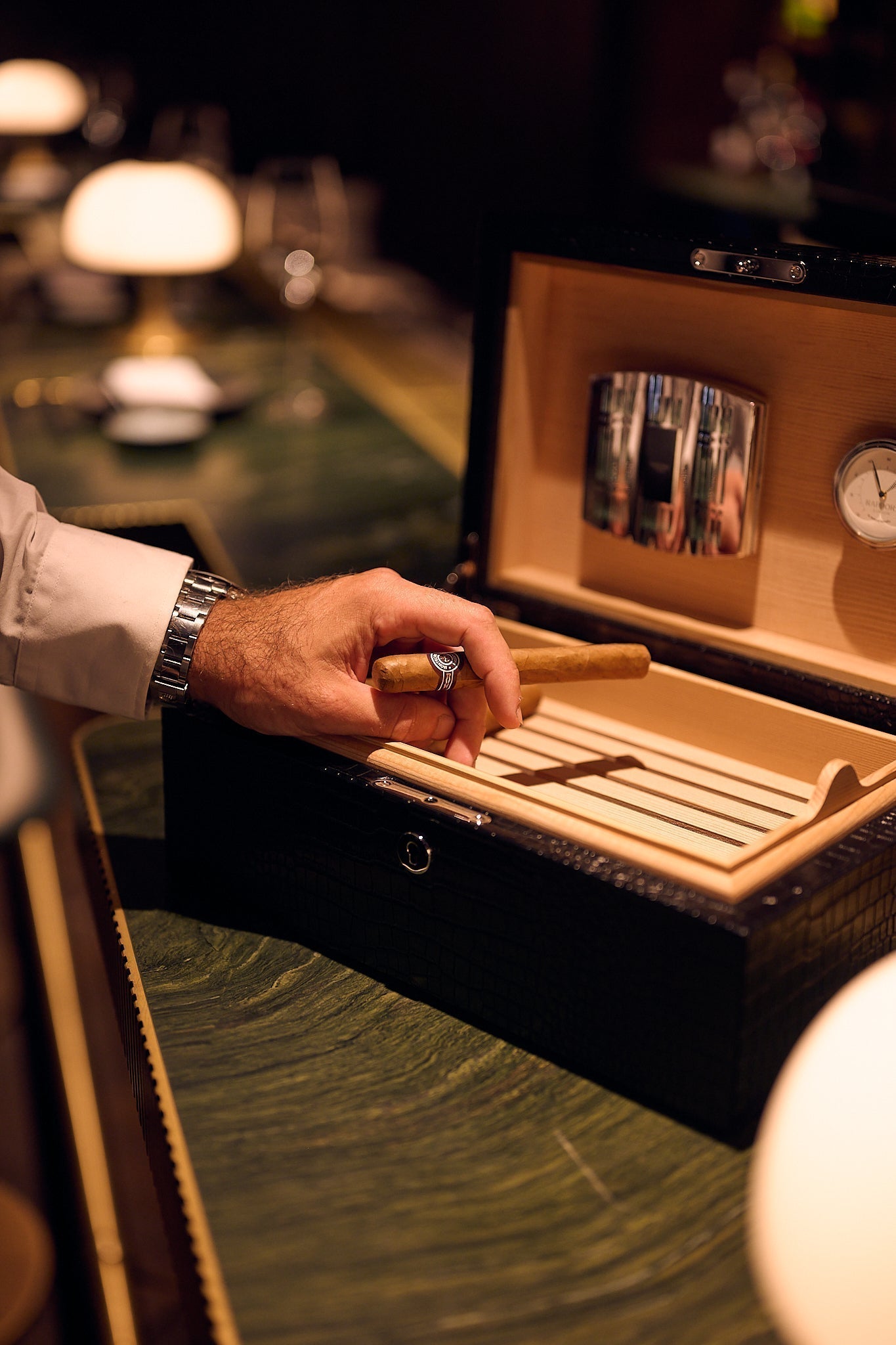 Article: Why Your Cigars Deserve A Good Quality Humidor