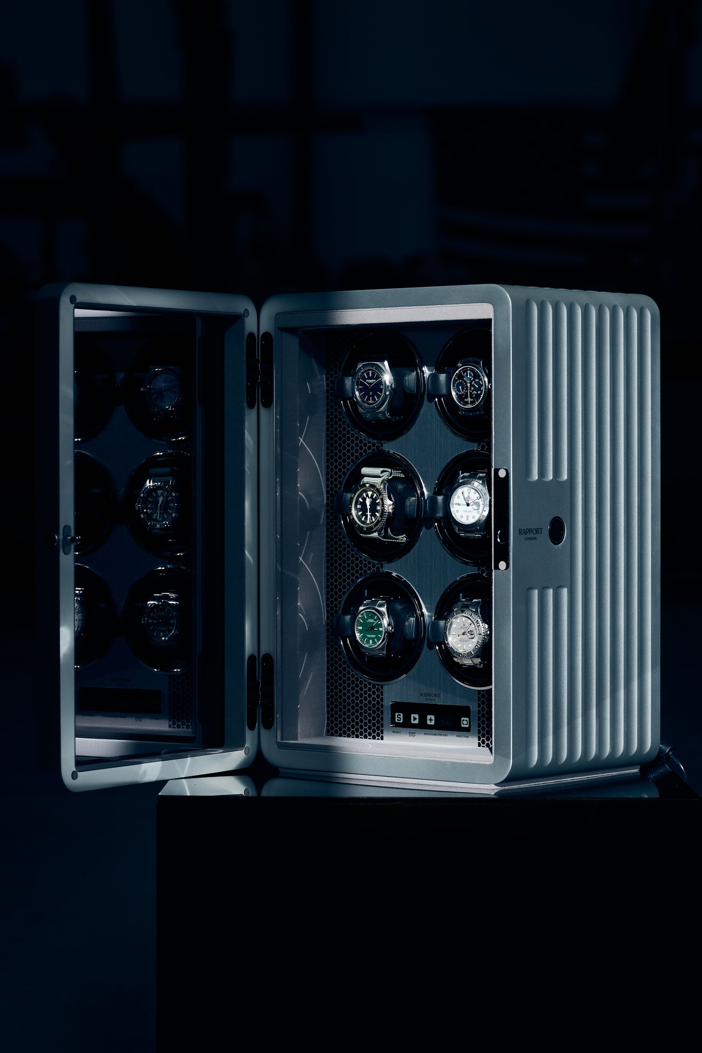 Section Column: Futuristic Honeycomb Interior