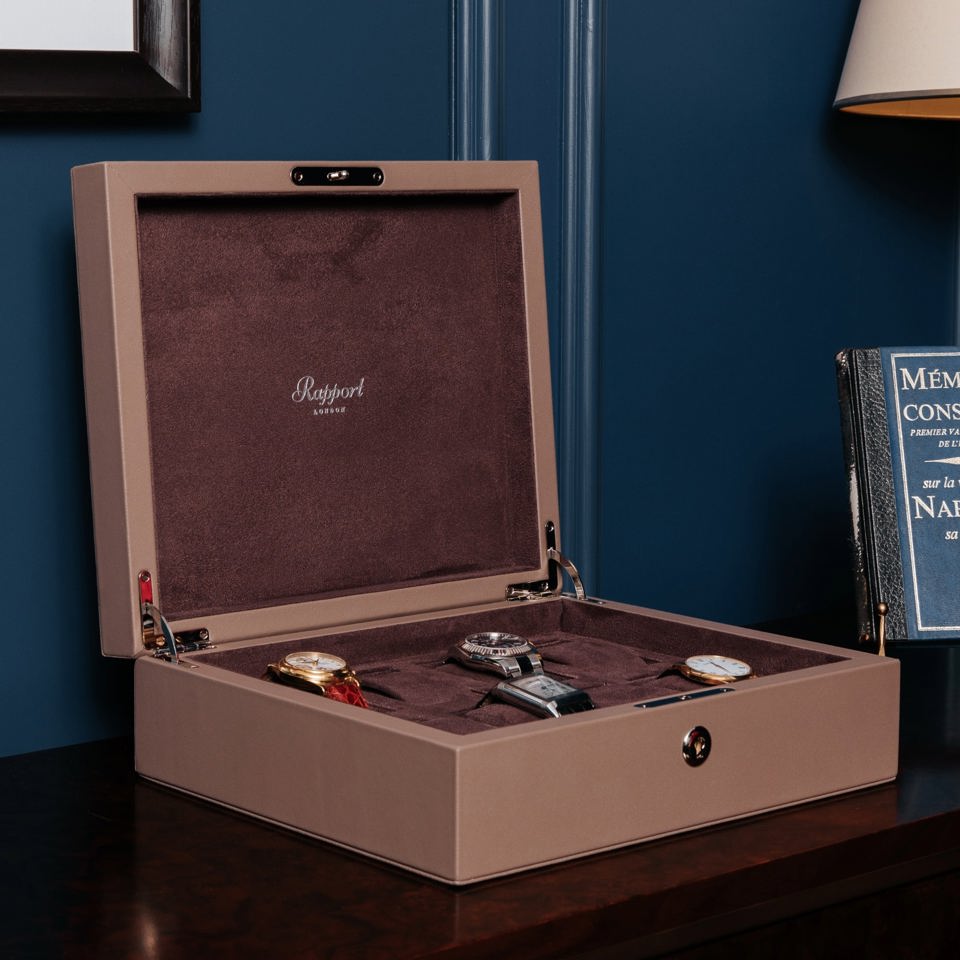 Vantage Eight Watch Box - Brown